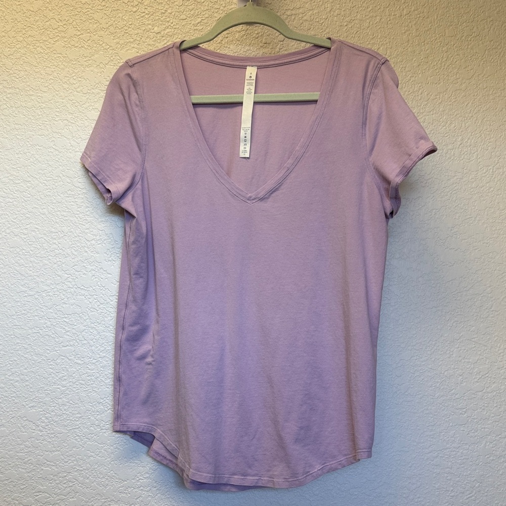lululemon athletica Light Purple V-Neck Tee
